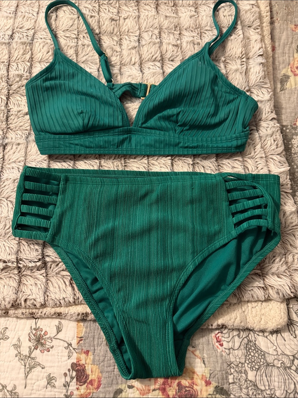 Time and Tru Emerald Green Ribbed High-Waist Bikini Set